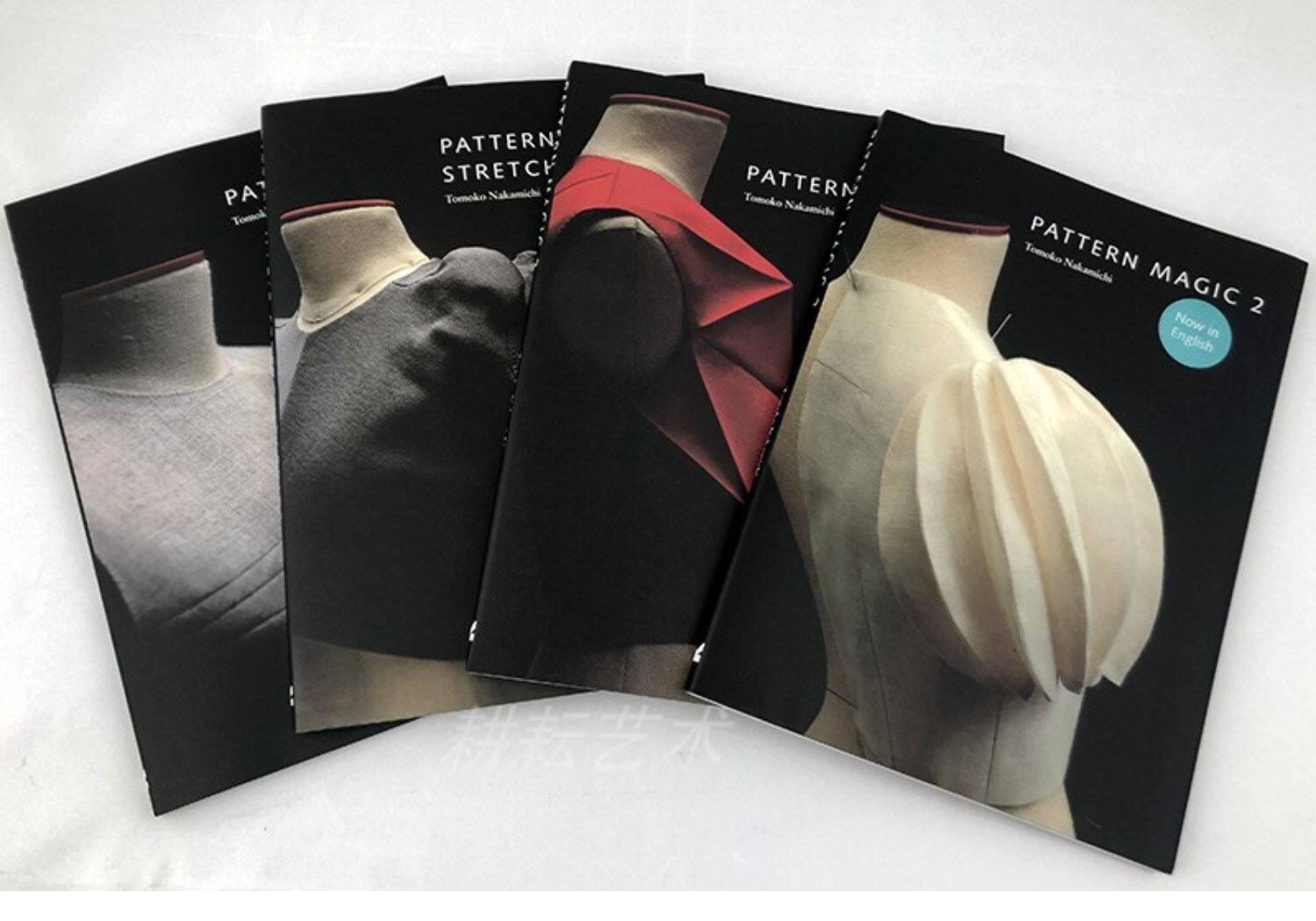 4 Kitap/Set İngilizce Tomoko N - Banana Plug incelemesi ve fiyatı